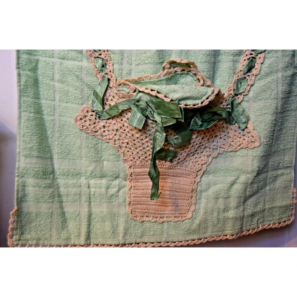 Vintage Cannon Mills Bath Towel Dry Fast Green Green Embroidered Basket